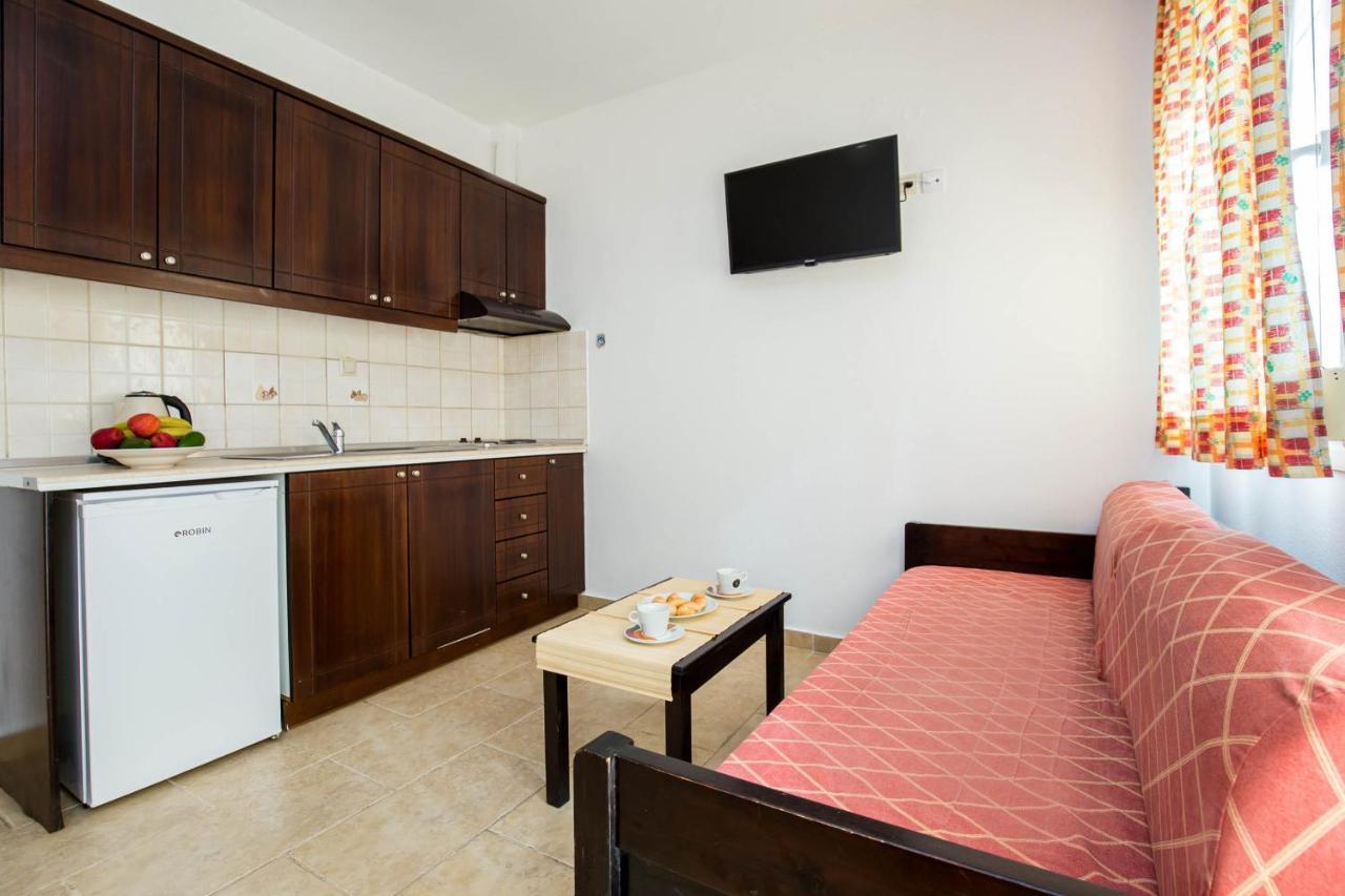 Apartments Ralitsa Limenaria  Bagian luar foto