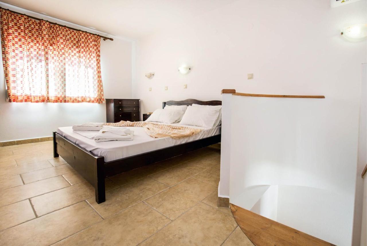 Apartments Ralitsa Limenaria  Bagian luar foto